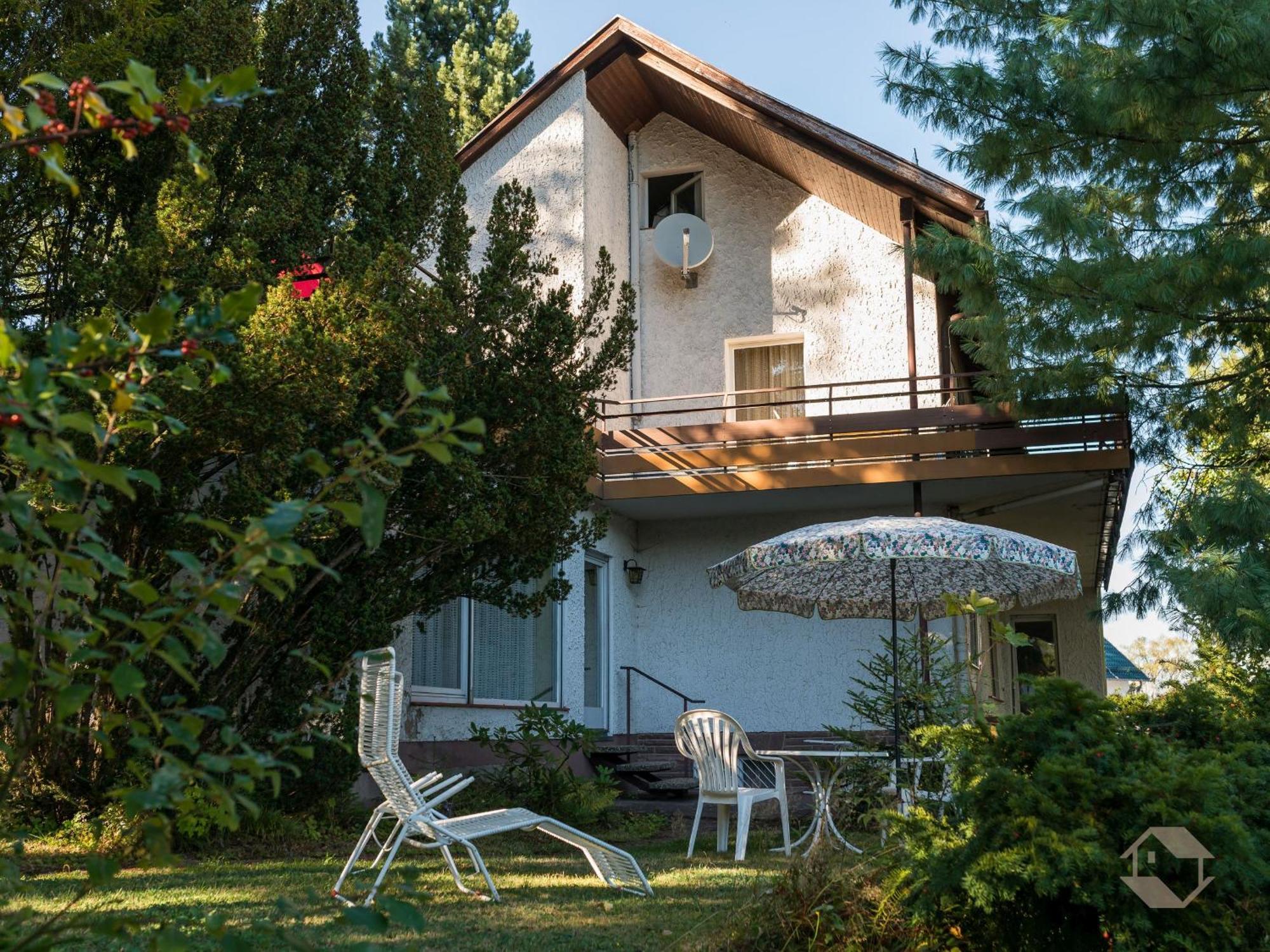 Gaestehaus Hirzel Бад Вилдбад Екстериор снимка